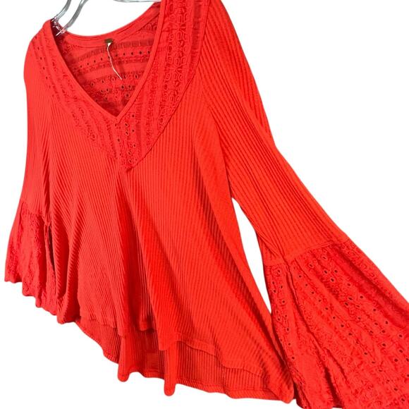 Free People Parisian Nights Top XS Red Orange Ribbed Eyelet Bell Sleeve Bohemian - Picture 3 of 14